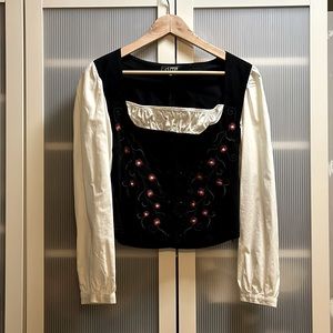 German Design Dirndl Blouse Size 40 (10)